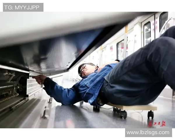 武汉滑板队的热血青春与挑战精神全景探秘