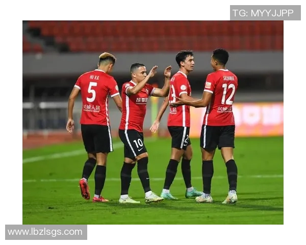 成都足球队荣登足球意识排行榜第八名引发热议